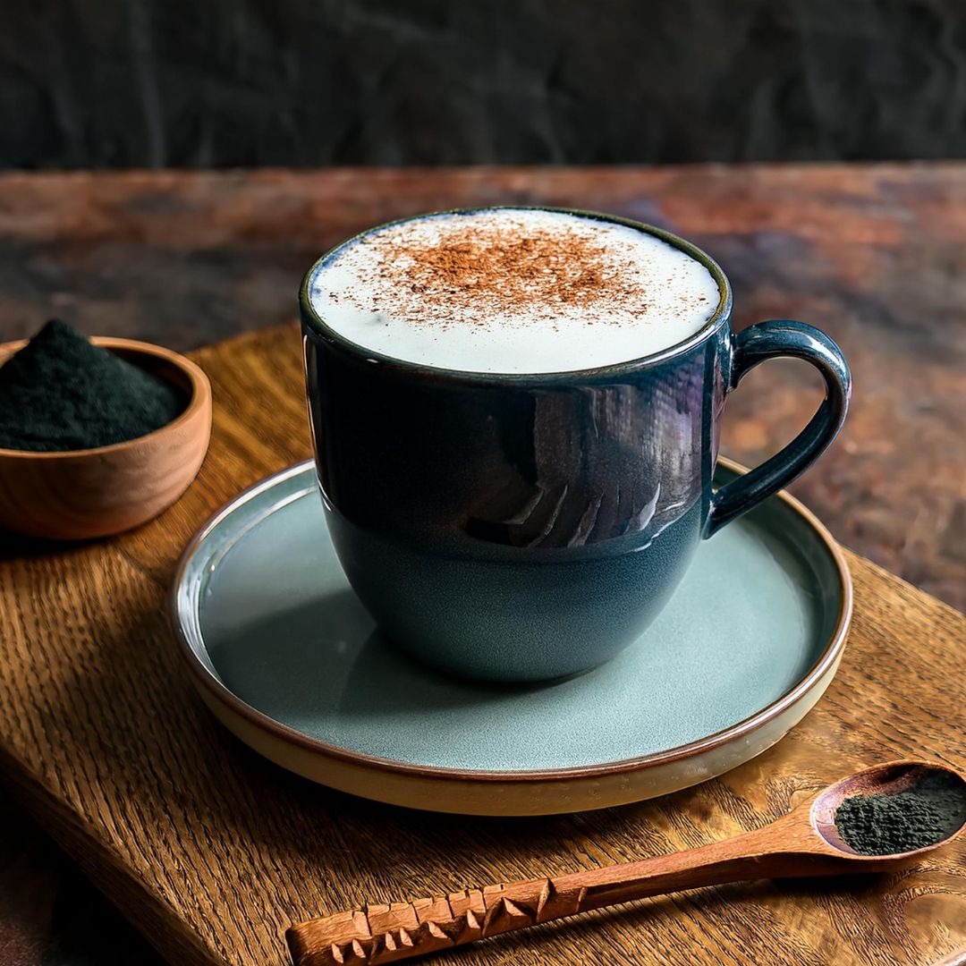 Charcoal Latte Afbeelding