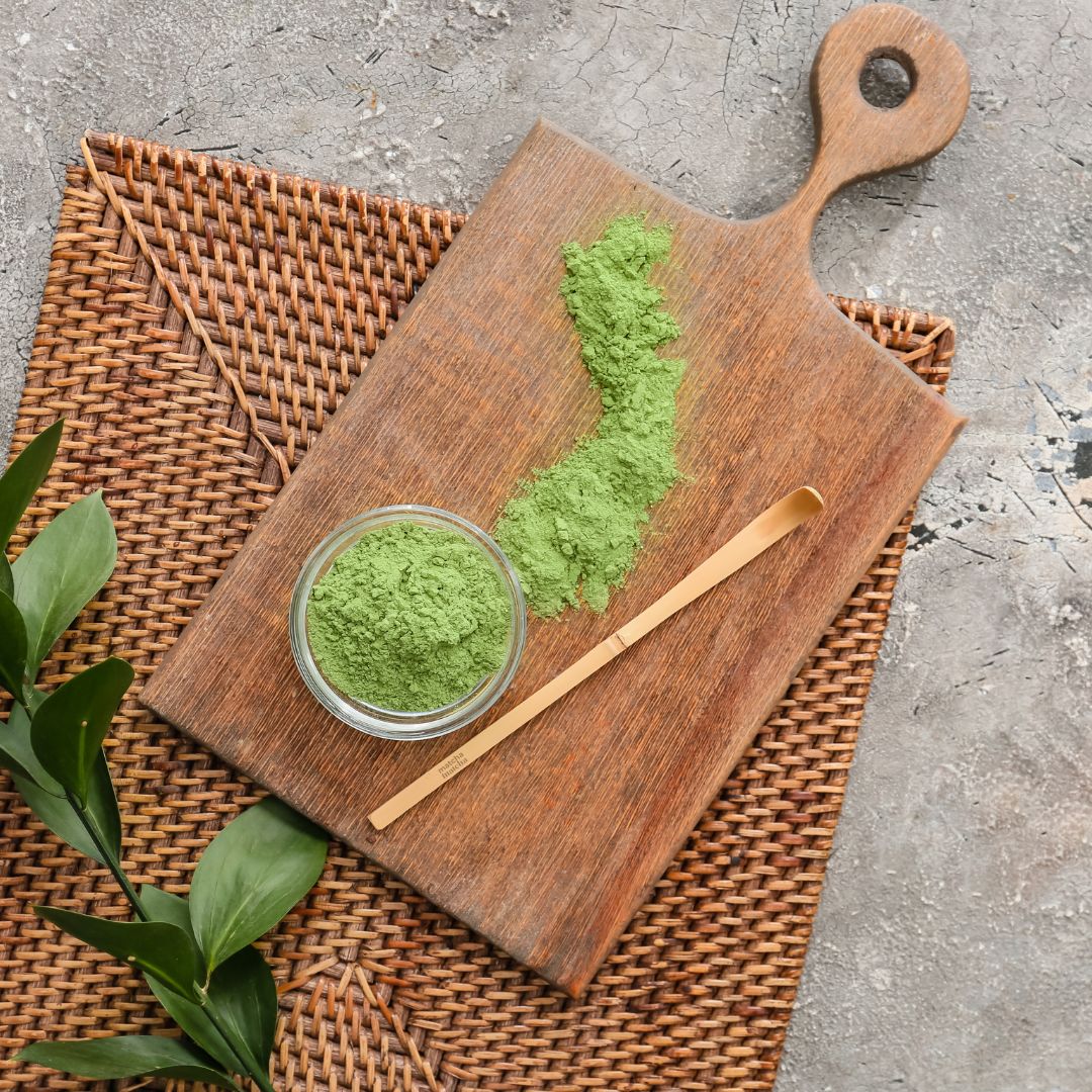 cuillere de matcha avec matcha Image